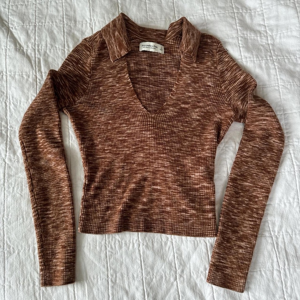 Abercrombie knit cropped long sleeve - size small